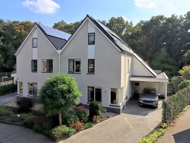 Slingerbos 10, Steenwijk