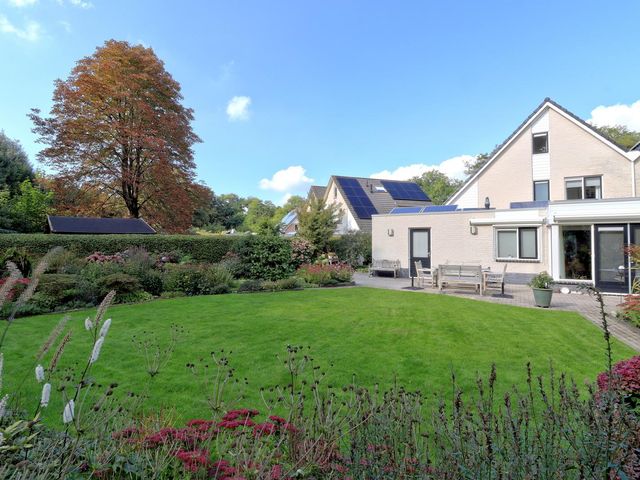 Slingerbos 10, Steenwijk