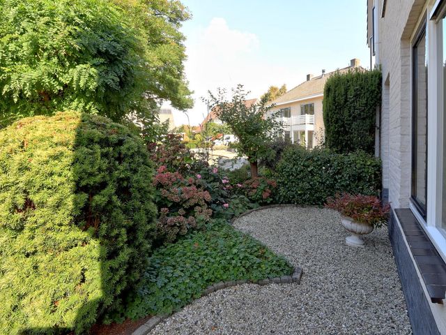 Slingerbos 10, Steenwijk