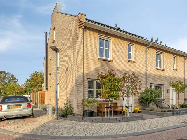 Oude Boomgaard 1, Herkingen