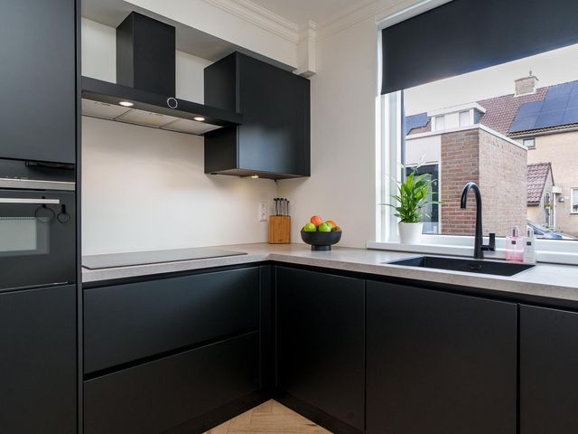 Van Brakelvliet 16, Barendrecht