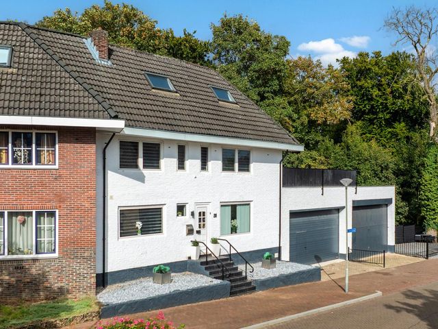 Mgr.Nolensplein 20, Eygelshoven