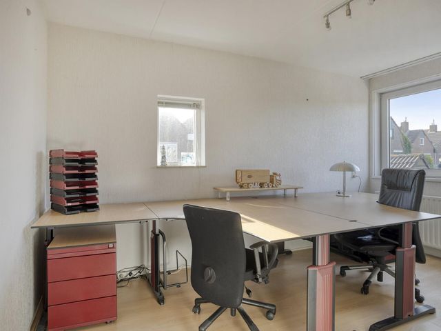 Boeier 26, Barendrecht