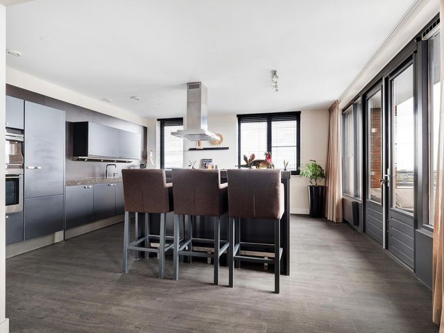 Platehaven 89, Barendrecht