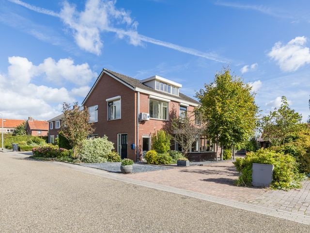 Schoolstraat 55, Geerdijk