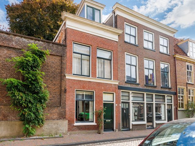 Langebrug 38, Leiden