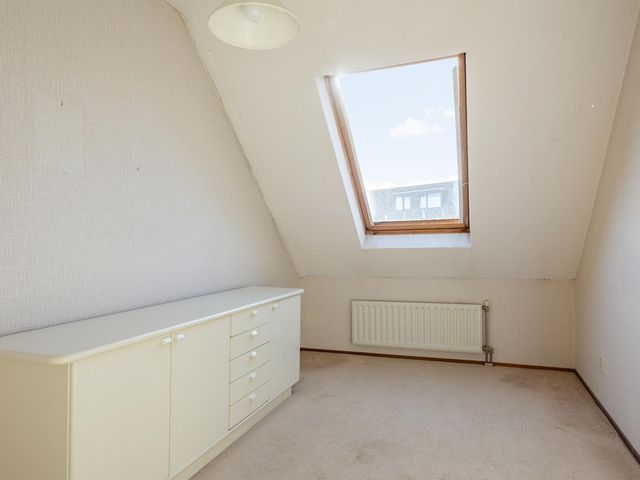 Albast 16, Zoetermeer