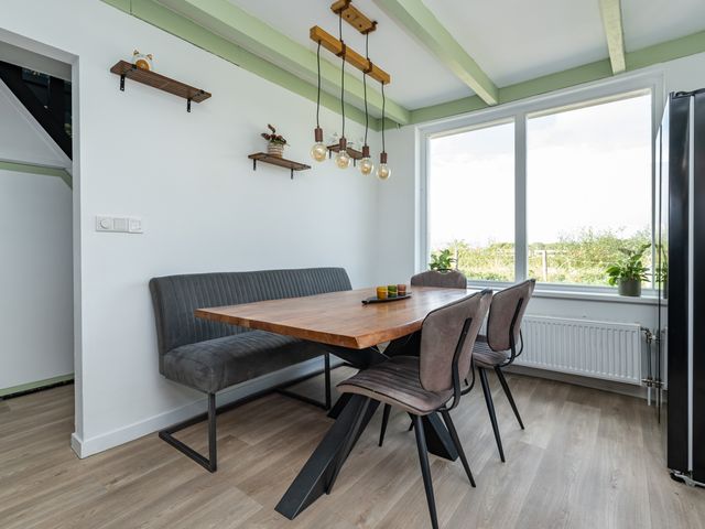 Zuiddijk 49, Oude-Tonge