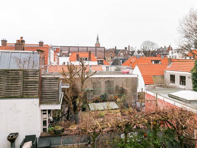 Lange Beestenmarkt 82B, Den Haag