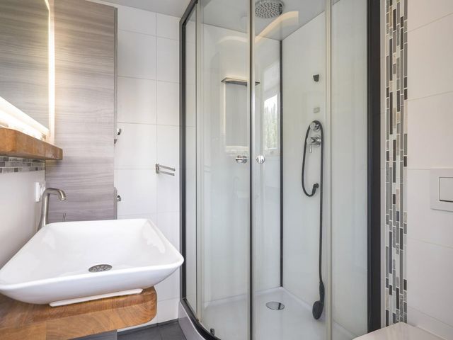 Esdoornstraat 6, Geleen