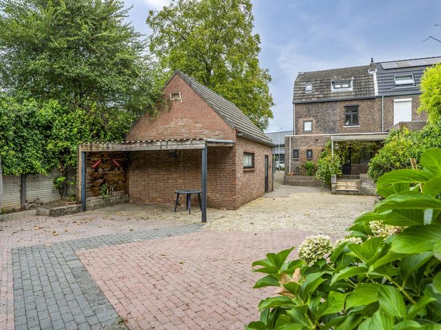 Sanderboutlaan 8, Elsloo