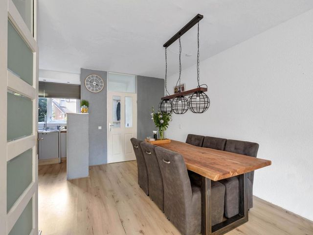 Gootepad 10, Brielle