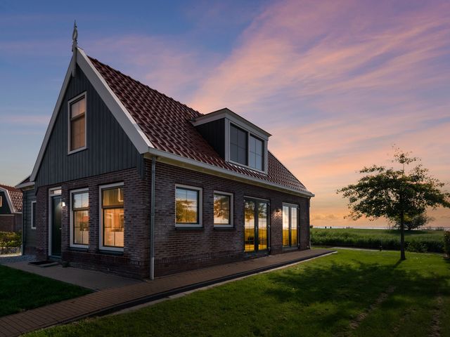 Zeedijk 2 430, Uitdam