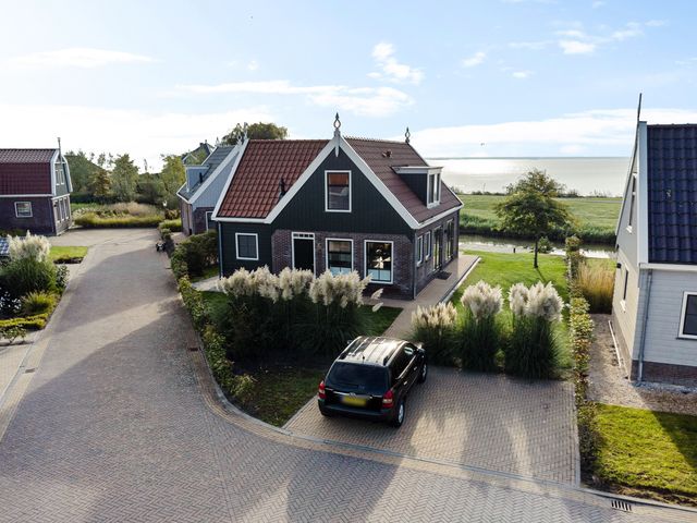 Zeedijk 2 430, Uitdam