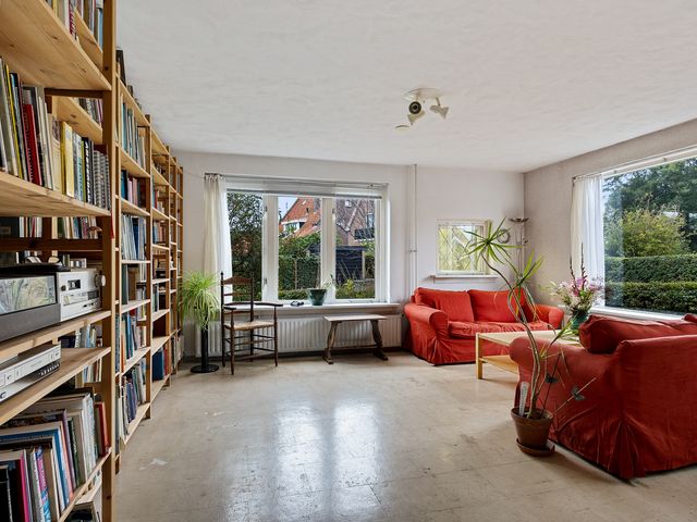 Thamiswerfstraat 1, Marken