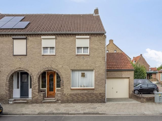 Raadhuisstraat 14, Grevenbicht