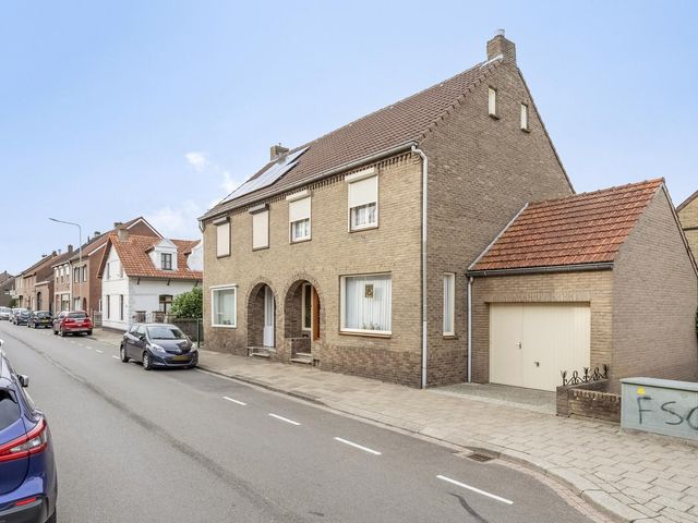 Raadhuisstraat 14, Grevenbicht