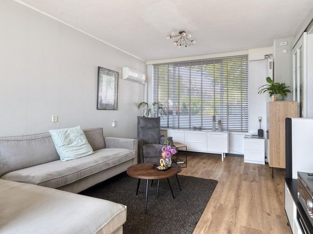 Toussaintlaan 38, Roosendaal