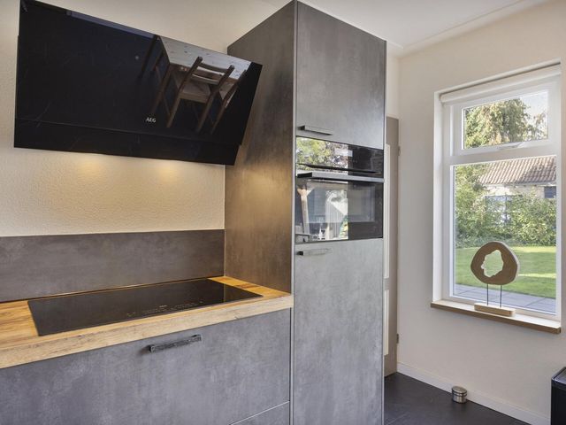 Vijfhuizenberg 143, Roosendaal