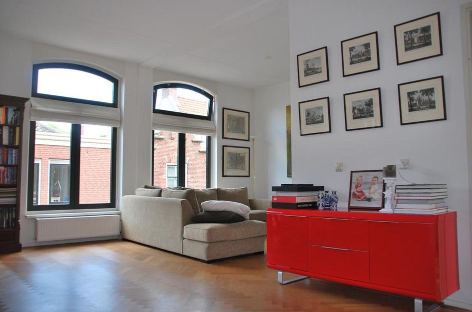 Treubstraat 2