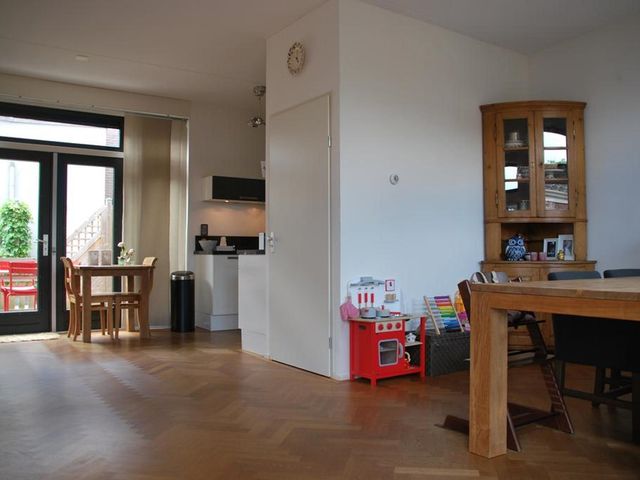 Treubstraat 2, Voorschoten