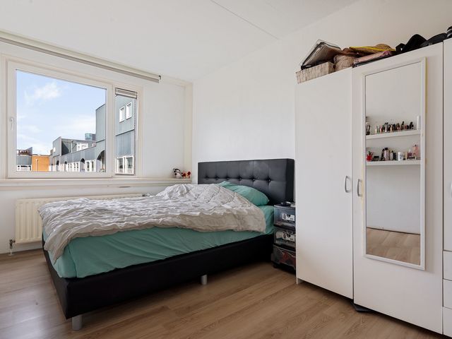 Koperslagerhof 13, Almere