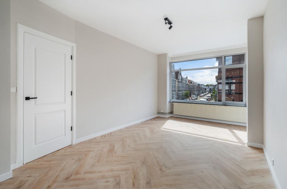 Dirk Hoogenraadstraat 54