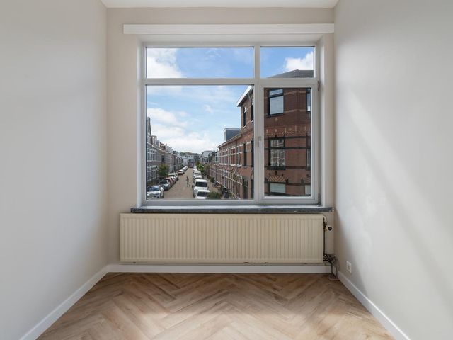 Dirk Hoogenraadstraat 54, 'S-Gravenhage