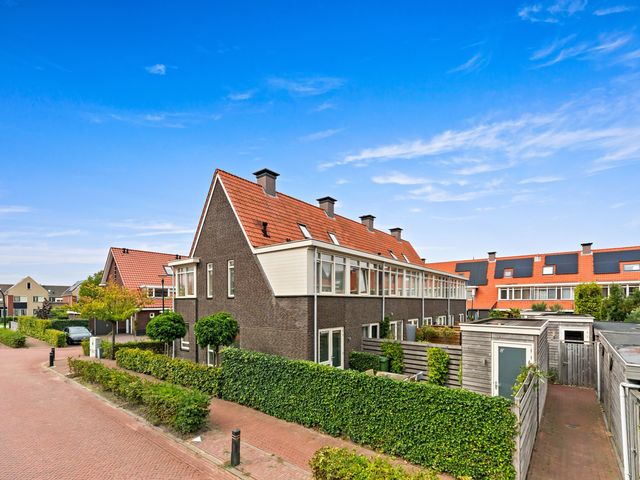 Boumare 7, Maasland
