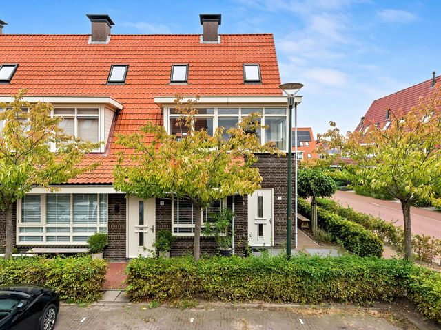 Boumare 7, Maasland