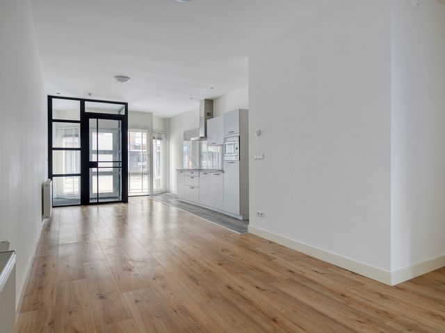 Bergweg 311A, Rotterdam