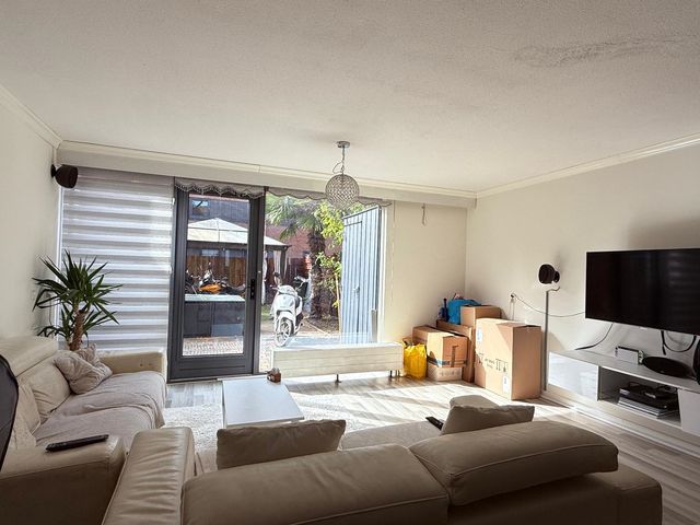Lau Mazirellaan 49, Den Haag
