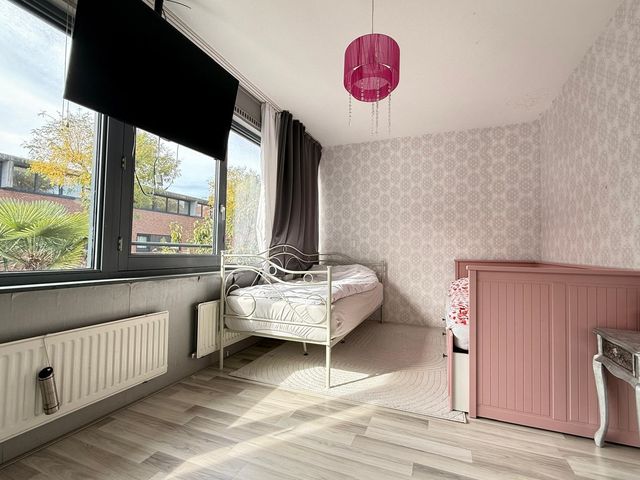 Lau Mazirellaan 49, Den Haag