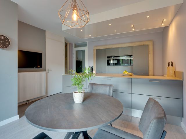 De Groene Boer 8, Wormerveer