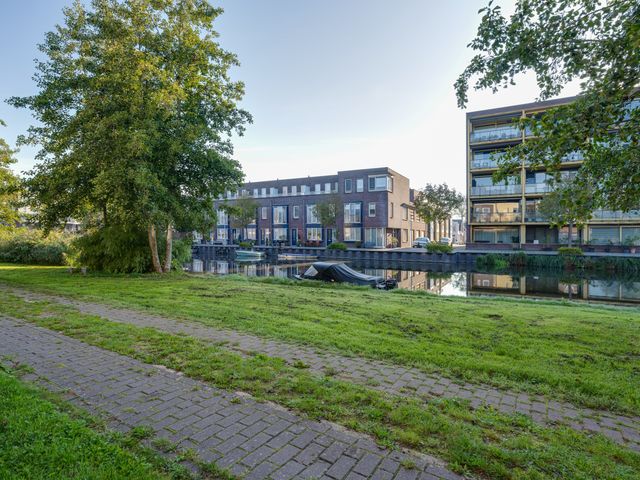 De Groene Boer 8, Wormerveer