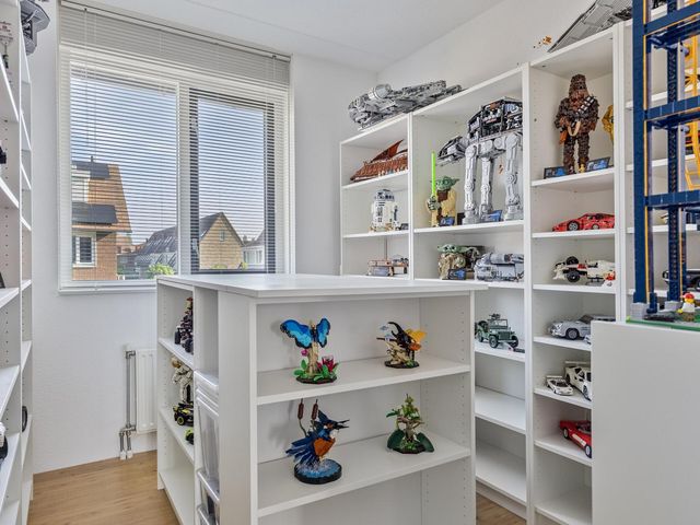 Barbarakruid 27, Puttershoek