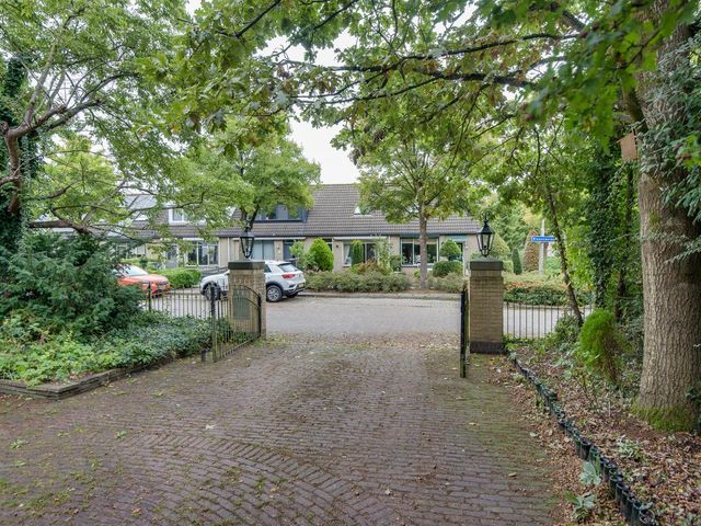 Biezenweide 15, Puttershoek