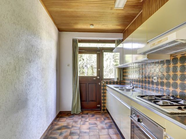 Stougjesdijk 251, Oud-Beijerland