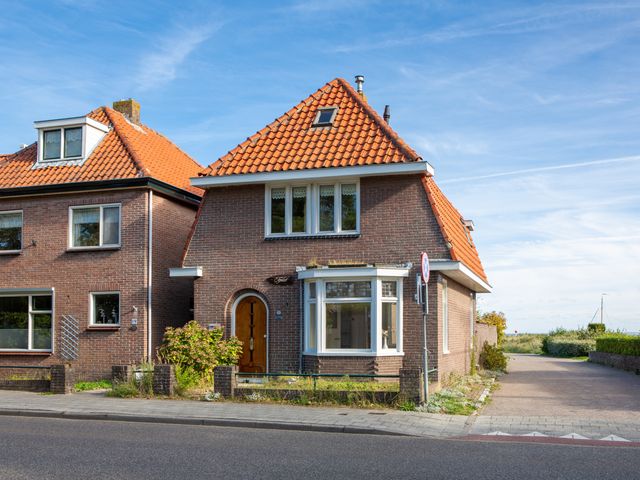 Burgemeester Van Heusdenweg 18, West-Terschelling