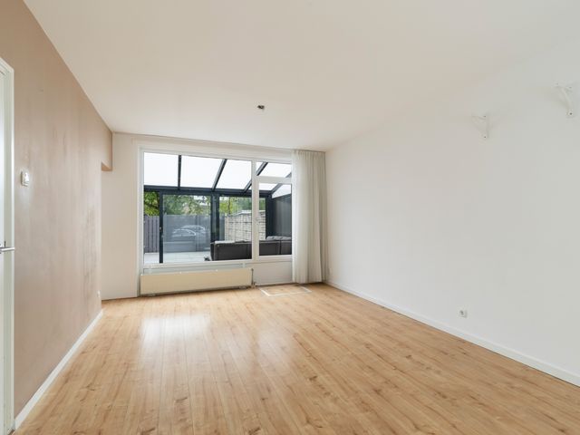 Van Bosseplantsoen 8, Dordrecht