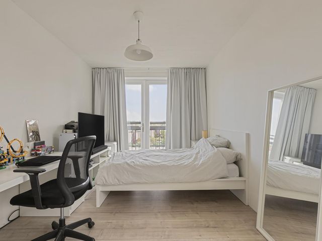Nachtschade 138, Arnhem