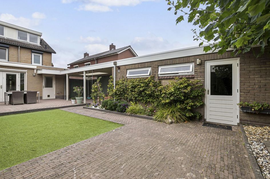 Vlierstraat 25