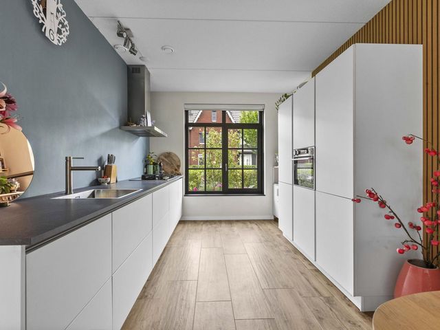 Paterastraat 14, Huissen
