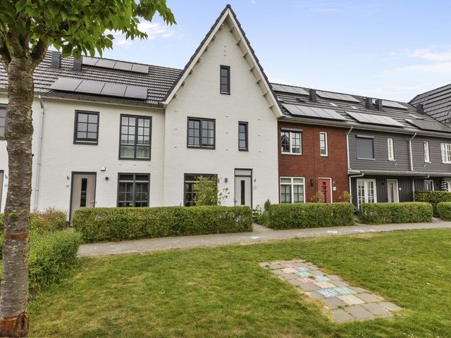 Paterastraat 14, Huissen
