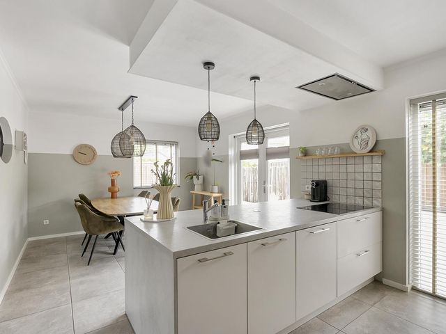 Julianastraat 6, Huissen