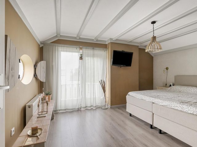 Julianastraat 6, Huissen