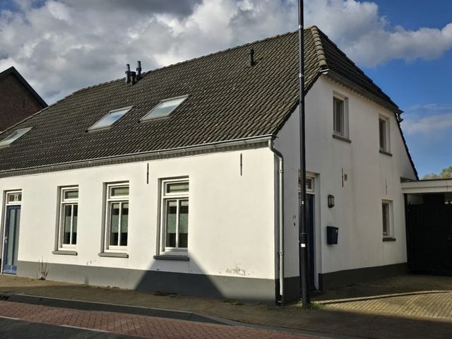 Dorpsstraat 21, Wanroij