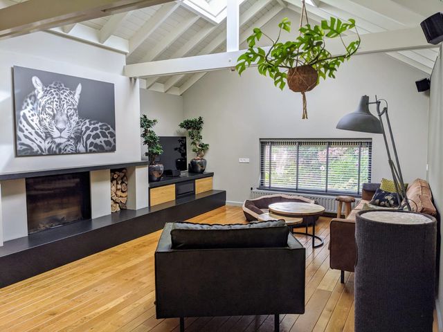 Jupiterlaan 9, Dongen