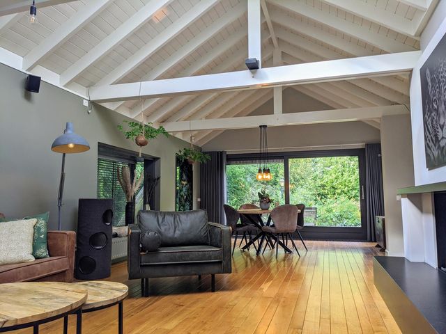 Jupiterlaan 9, Dongen