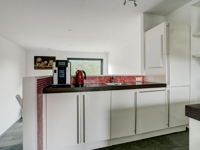 Voorweiden 7, Waalwijk